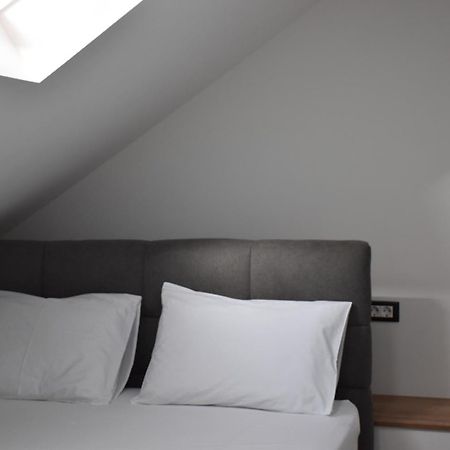 Ferienwohnung Apartman Lucana Tribalj Exterior foto