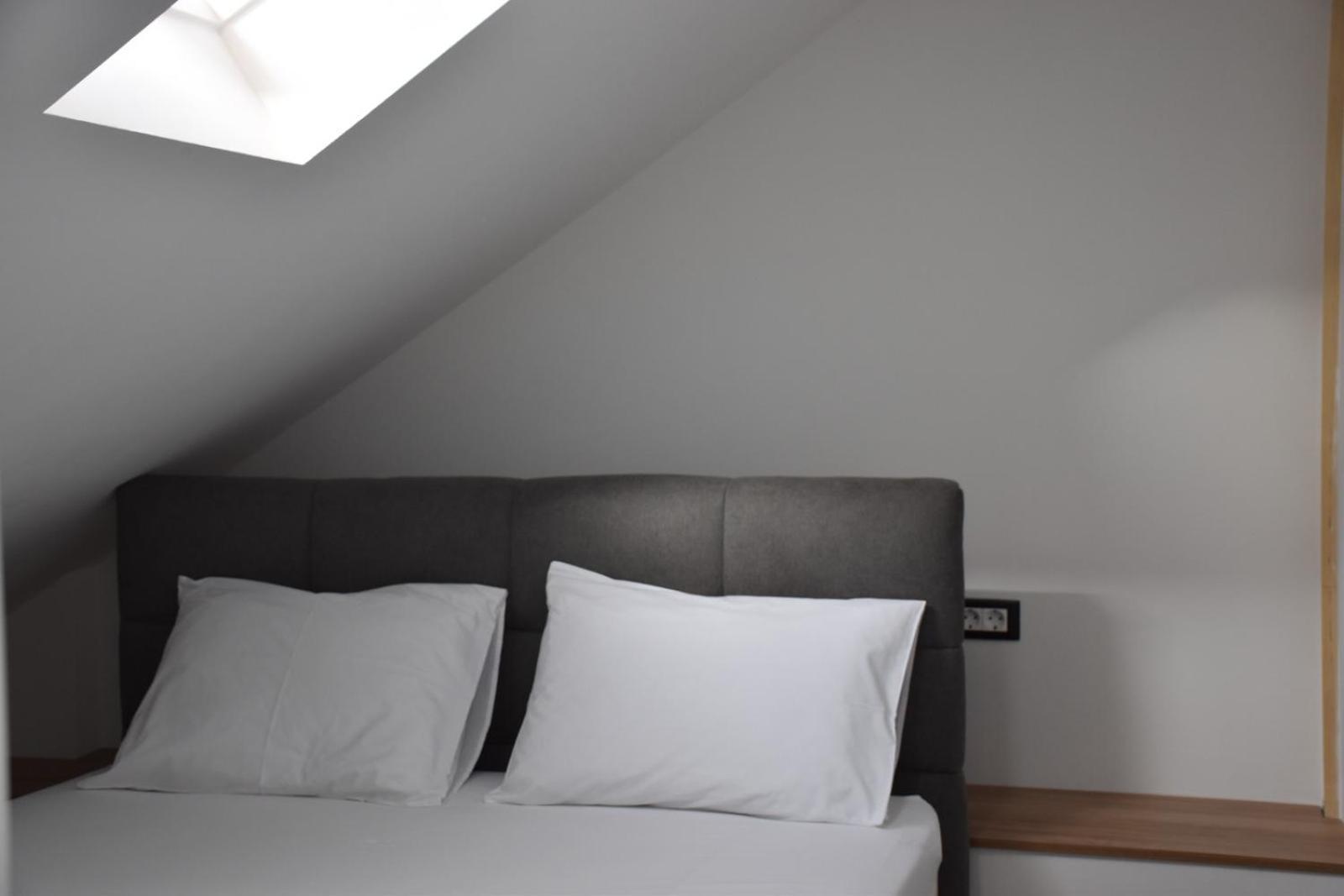 Ferienwohnung Apartman Lucana Tribalj Exterior foto