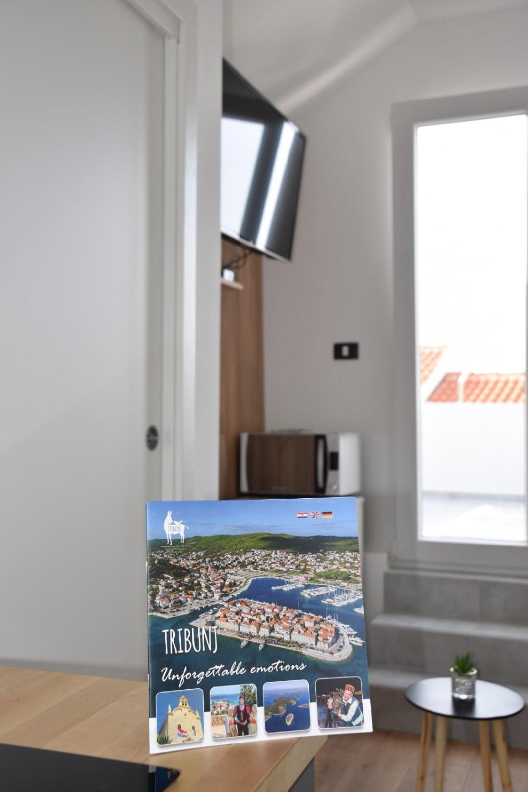 Ferienwohnung Apartman Lucana Tribalj Exterior foto